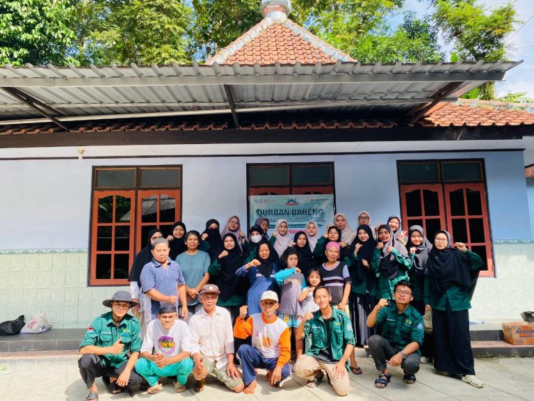 Mahasiswa STIT Ihsanul Fikri Pabelan Gelar Kegiatan Qurban Idul Adha di Desa Pringombo Tahun 2025